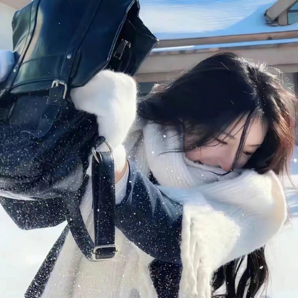 间谍嬉春